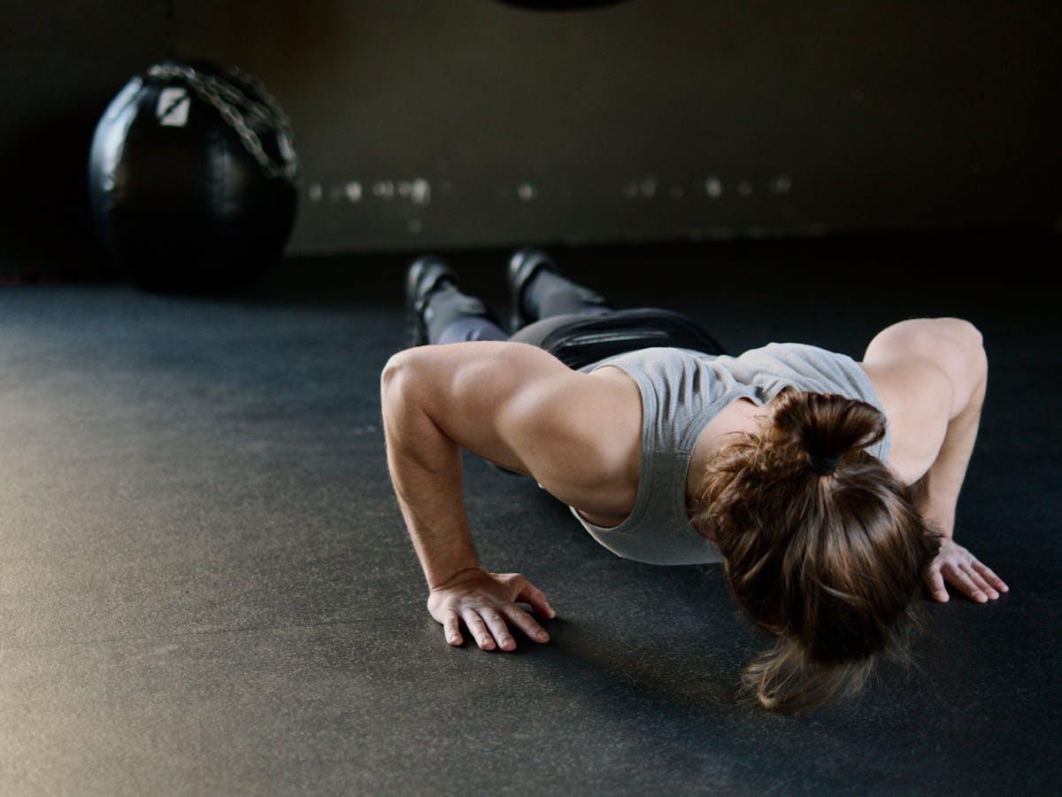 Push-Up & Dip Builder cover